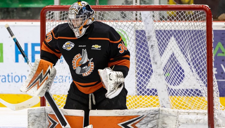 A huge congratulations to Clippers alumnus Cooper Black, who gets his first start in goal tonight for the @flapanthers ‼️

#OurTownOurTide