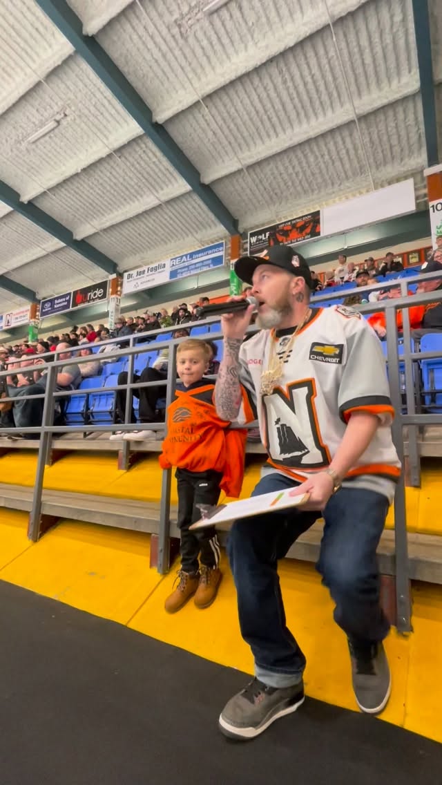 Meet our seventh player of tonight’s game Levi Long!⭐️

#BleedOrange